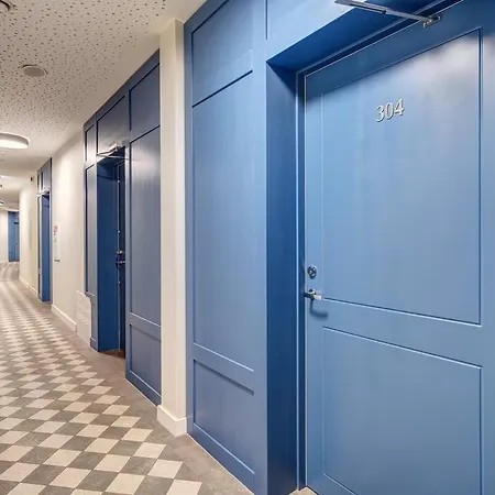 Будинок відпочинку Domillion New Modern Old Town U2301 *